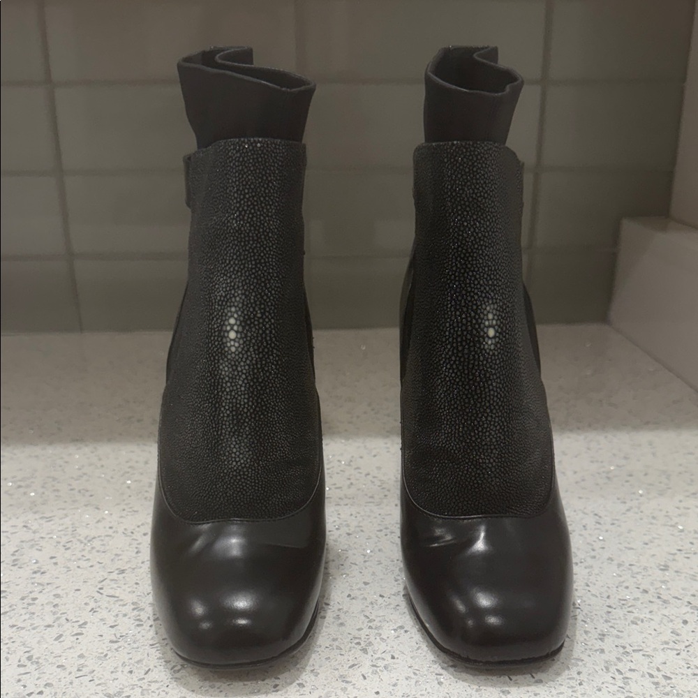 Fendi Black Women's Leather Ankle Boots